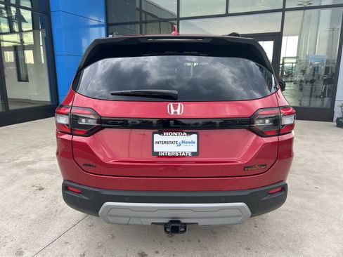 New 2025 Honda Pilot TrailSport image 6