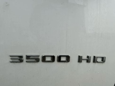 Used 2022 Chevrolet Silverado 3500 High Country w/ Technology Package AWD/4WD image 17