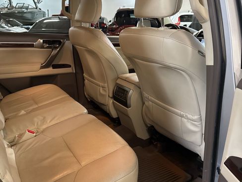 Used 2016 Lexus GX 460 460 image 26