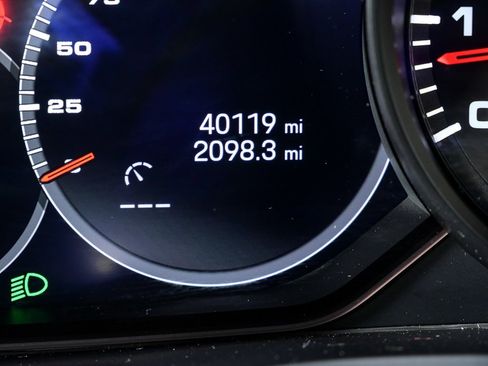 Certified 2023 Porsche Cayenne image 12