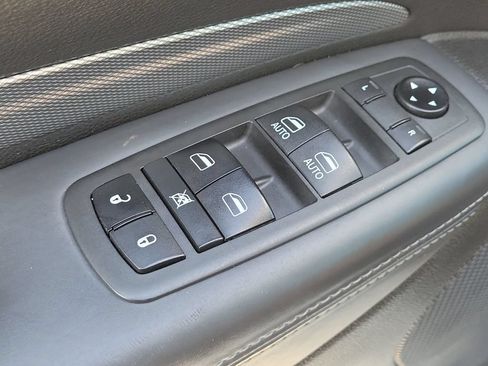 Used 2019 Dodge Durango R/T w/ Trailer Tow Group IV RWD image 28
