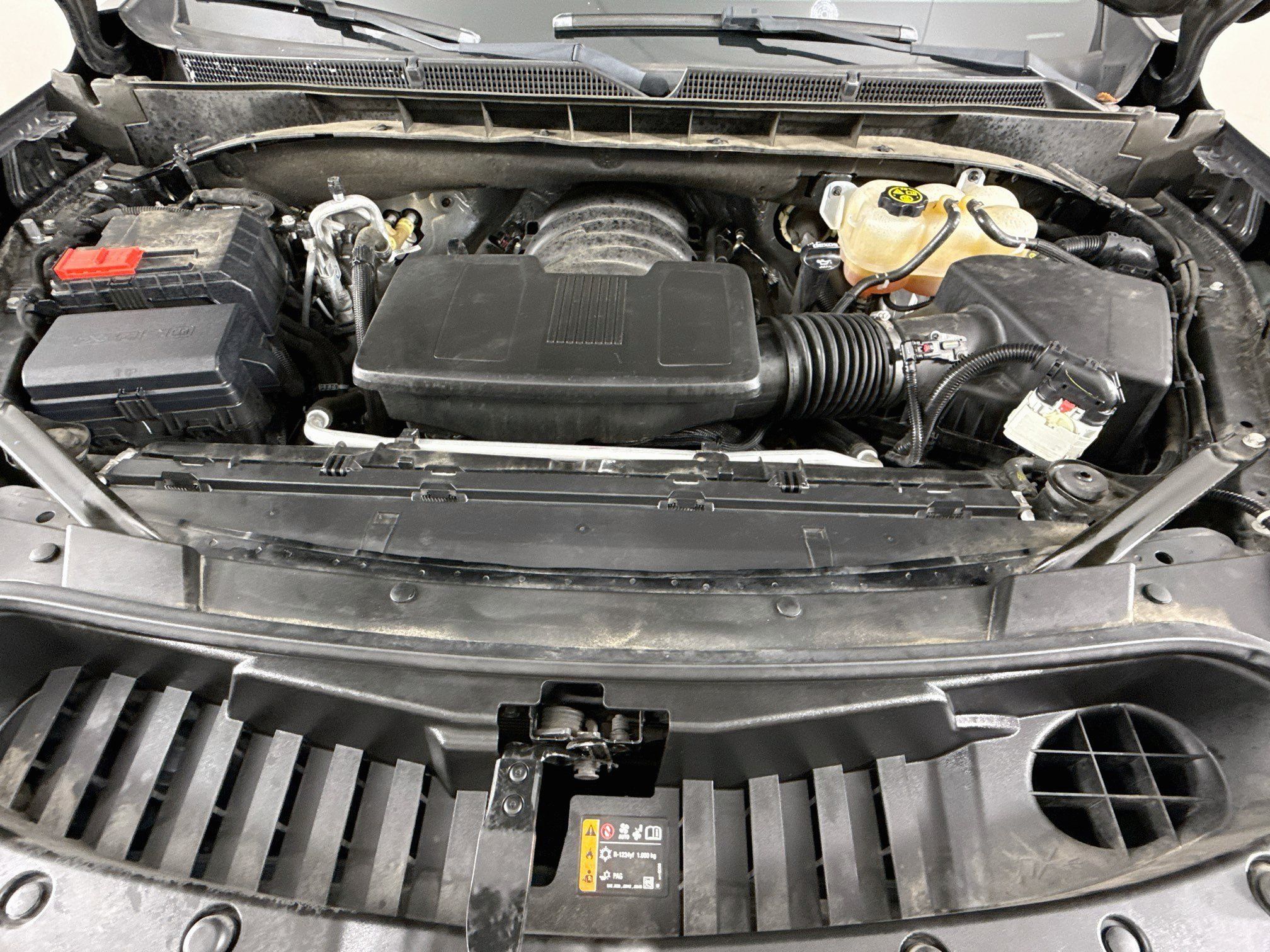 Used 2023 GMC Yukon XL SLT RWD image 32