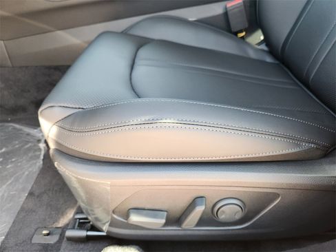 New 2026 Kia K5 EX image 18