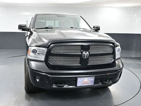 Used 2016 RAM 1500 Laramie w/ Convenience Group image 12