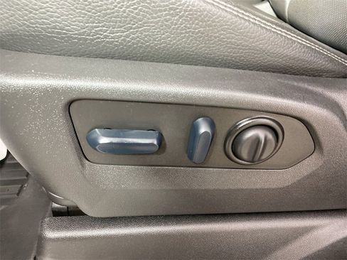 Used 2023 GMC Sierra 2500 Denali w/ Denali Ultimate Package image 12