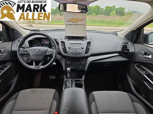 Used 2017 Ford Escape SE FWD image 19