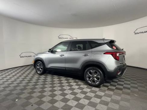 Certified 2024 Kia Seltos LX image 6