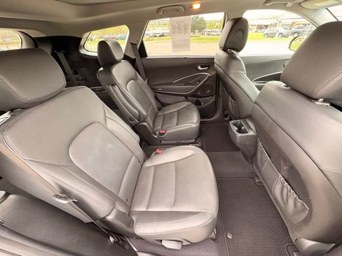 Used 2017 Hyundai Santa Fe Limited FWD image 33