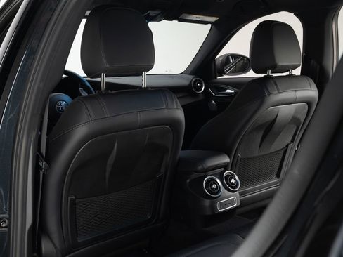 Used 2024 Alfa Romeo Giulia Quadrifoglio w/ Active Assist Plus Package image 32