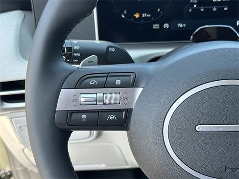 New 2026 Hyundai Tucson Limited image 18