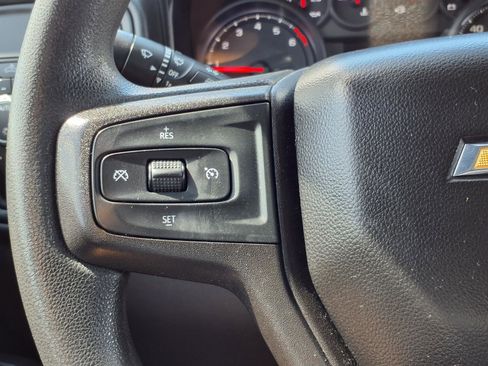 Used 2020 Chevrolet Silverado 1500 Custom w/ Custom Value Package RWD image 14