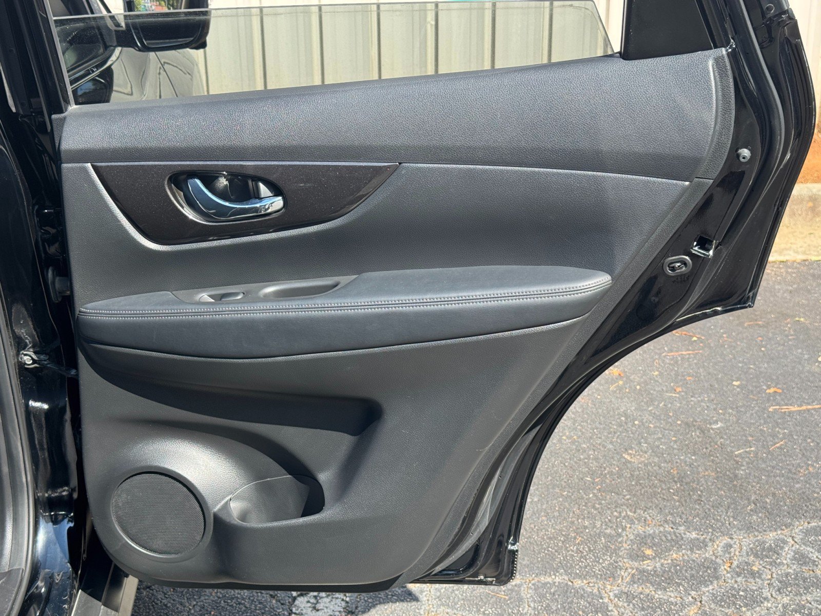 Used 2019 Nissan Rogue SV w/ Premium Package AWD/4WD image 40