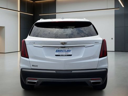 Used 2021 Cadillac XT5 Premium Luxury w/ Platinum Package FWD image 5