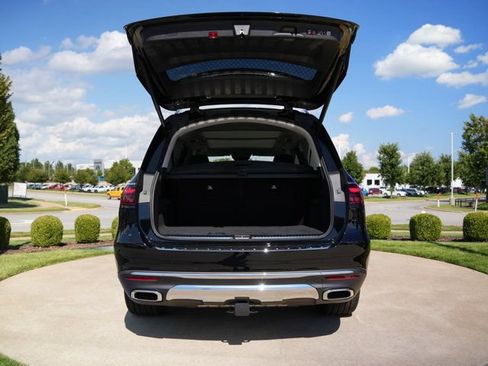Certified 2026 Mercedes-Benz GLS 450 4MATIC image 16