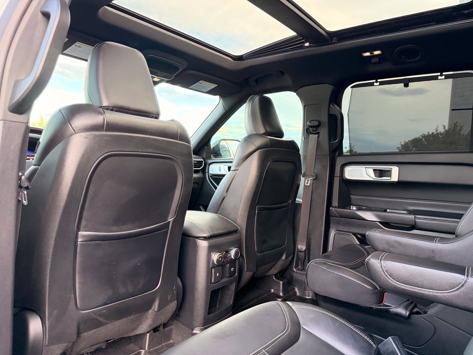 Used 2020 Ford Explorer ST w/ ST Street Pack AWD/4WD image 27