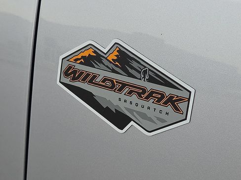 Used 2023 Ford Bronco Wildtrak AWD/4WD image 8