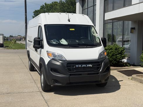 New 2026 RAM ProMaster 3500 w/ Cold Weather Group FWD image 16