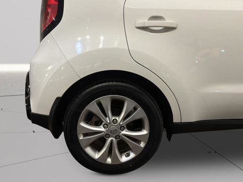 Used 2016 Kia Soul + w/ Audio Package image 35