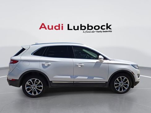 Used 2017 Lincoln MKC Select w/ Select Plus Package FWD image 9