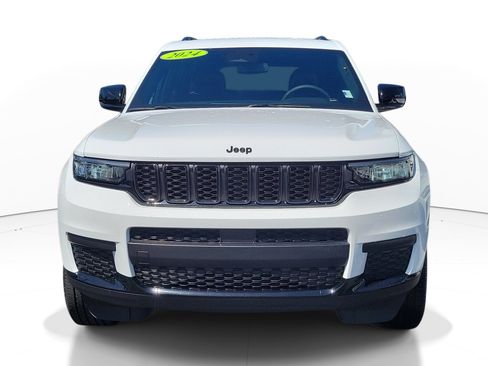 Used 2024 Jeep Grand Cherokee L Laredo AWD/4WD image 2