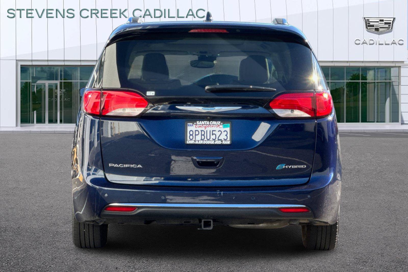 Used 2020 Chrysler Pacifica Limited w/ Advanced Safetytec Group FWD image 4