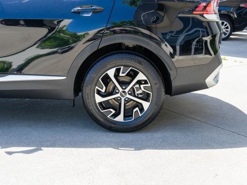 Certified 2024 Kia Sportage EX AWD/4WD image 29