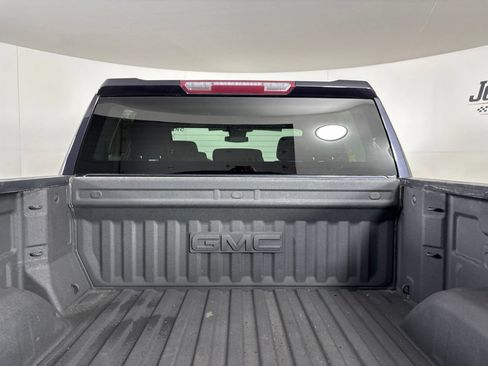 Used 2022 GMC Sierra 1500 SLE AWD/4WD image 24