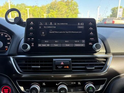 Used 2021 Honda Accord Sport image 18