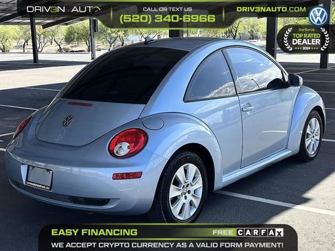 Used 2010 Volkswagen Beetle Coupe FWD image 7