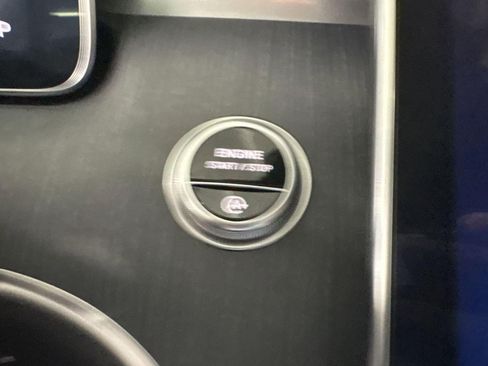 Used 2022 Mercedes-Benz C 300 Sedan image 27