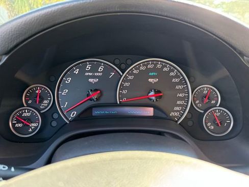 Used 2013 Chevrolet Corvette Grand Sport image 25