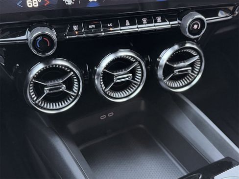 New 2026 Chevrolet Blazer EV LT image 16