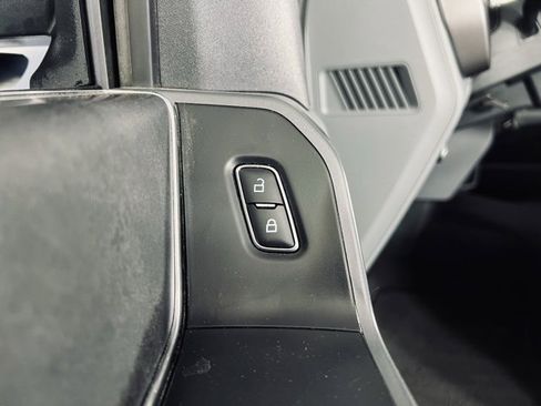 Used 2024 Ford F150 XLT image 20