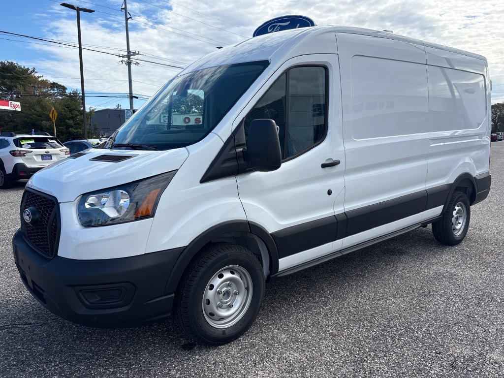 New 2026 Ford Transit 250 148 Medium Roof RWD image 4