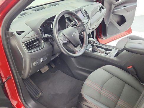 Used 2023 Chevrolet Equinox RS image 24