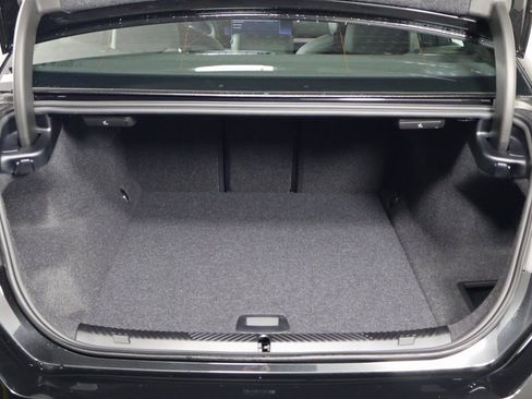 New 2026 BMW i5 eDrive40 w/ M Sport Package image 8