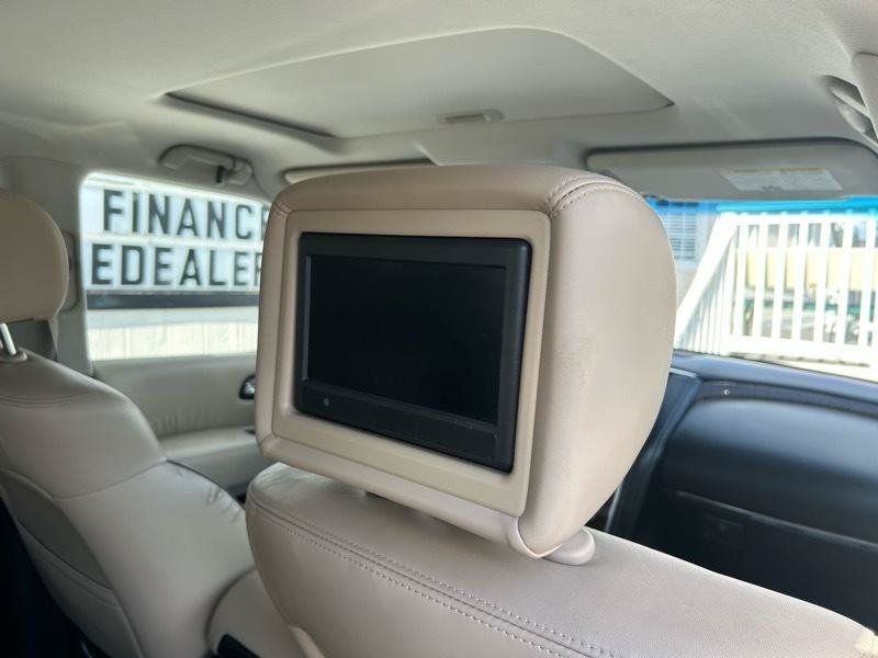 Used 2017 Nissan Armada Platinum w/ Captain Seat Package RWD image 28
