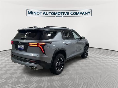 Used 2026 Chevrolet Traverse Z71 w/ Driver Confidence Package image 8