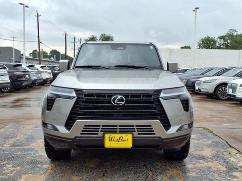 Used 2026 Lexus GX 550 w/ Accessory Package (2T) AWD/4WD image 19