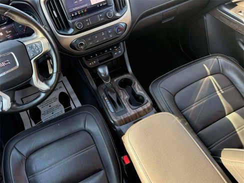 Used 2022 GMC Canyon Denali image 28