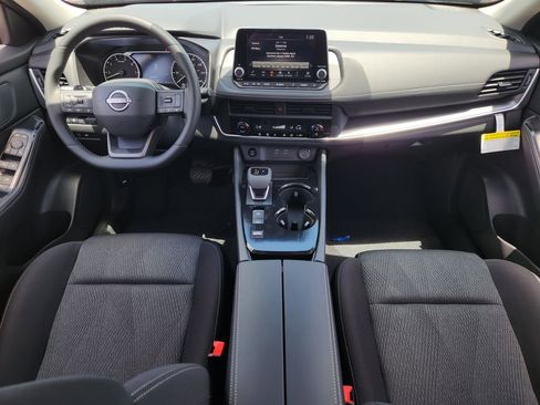 New 2026 Nissan Rogue SV FWD image 19