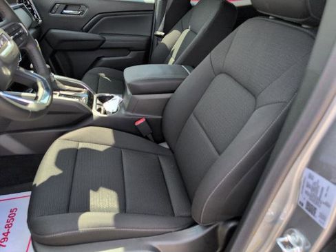 New 2025 GMC Canyon Elevation w/ Convenience Package image 14