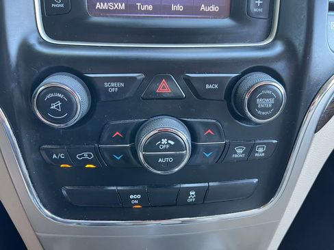 Used 2014 Jeep Grand Cherokee Laredo w/ Quick Order Package 23E image 33