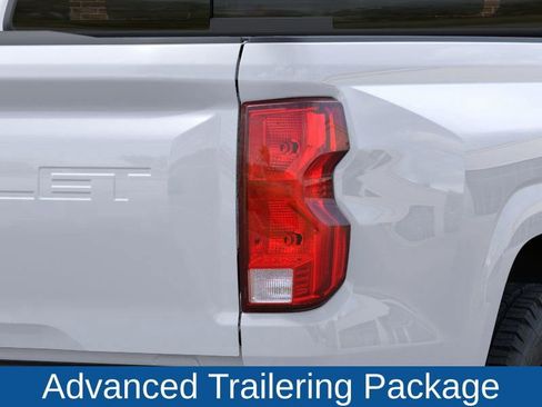 New 2026 Chevrolet Colorado W/T image 11
