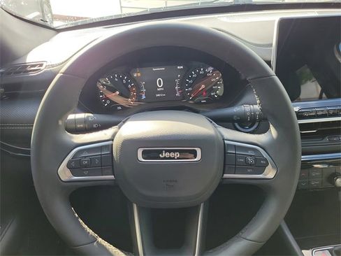 Used 2023 Jeep Compass Altitude image 20