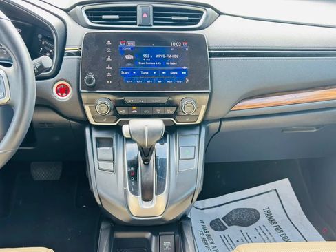 Used 2017 Honda CR-V Touring image 17