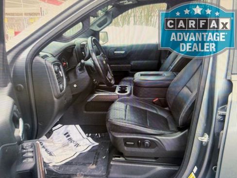 Used 2020 Chevrolet Silverado 1500 High Country w/ Technology Package image 2