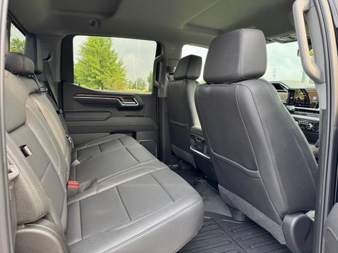 Used 2025 GMC Sierra 1500 SLT w/ SLT Premium Plus Package AWD/4WD image 12