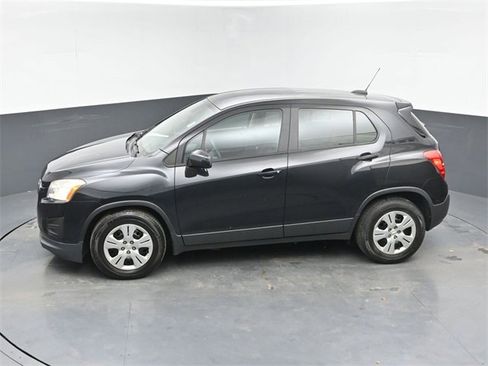 Used 2015 Chevrolet Trax LS w/ LPO, Cargo Package image 37