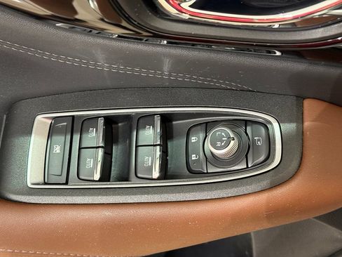 Used 2023 Subaru Outback Touring AWD/4WD image 16